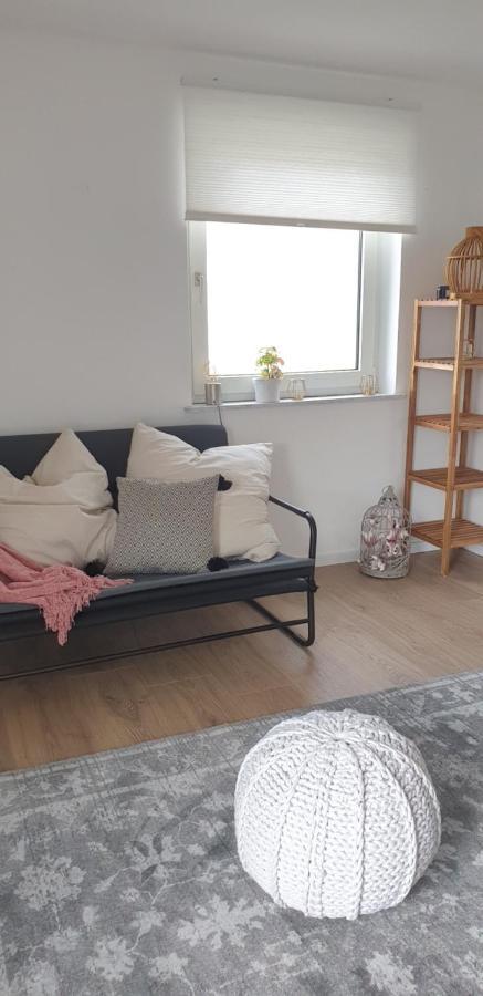 Frisch renoviert mit Dachterrasse - Genieße Ruhe und Grün nahe Neustadt Aisch Neustadt an der Aisch Exterior foto